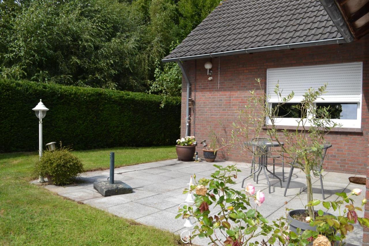 Ferienhaus Am Wasser Hinte Exterior photo